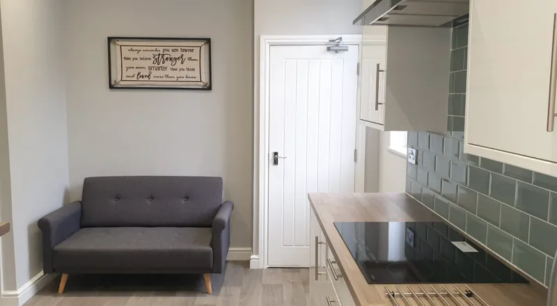 6 Bed & 5 Bath // Student House // Sep 2026 - Image 18